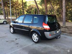 RENAULT Grand Scenic Luxe Privilege 1.9dCi EU4 5p.