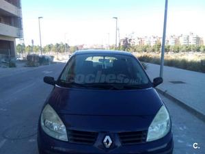 RENAULT Scenic CONFORT AUTHENTIQUE V 5p.