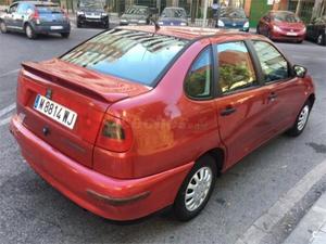 Seat Córdoba 1.4 Dream 4p. -98