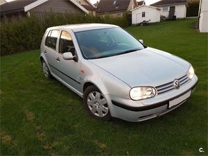 VOLKSWAGEN Golf 1.9TDI HIGHLINE 5p.