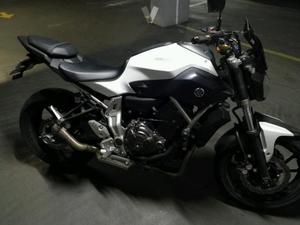 YAMAHA MT-