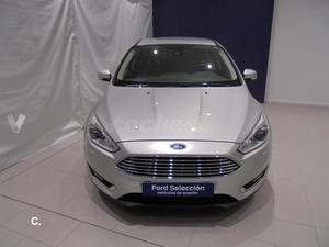 Ford Focus -16