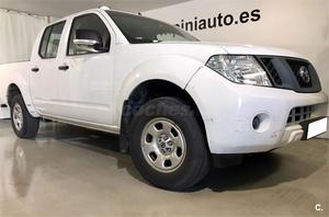 NISSAN Navara 2.5 dCi 144CV FE Doble Cabina Cab 4X4 4p.