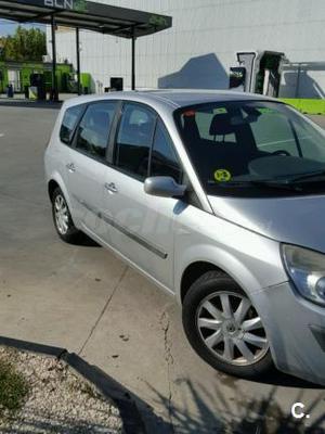 RENAULT Grand Scenic Dynamique 7 plazas 1.9dCi EU4 5p.