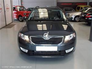 SKODA OCTAVIA COMBI 2.0TDI CR AMBITION - ÁLAVA - ÁLAVA -