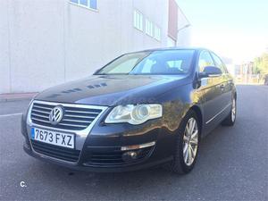 VOLKSWAGEN Passat 2.0 TDI 140cv Highline 4p.