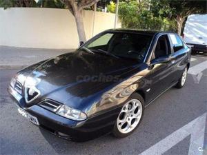 Alfa Romeo  Jtd 10v Distinctive 4p. -04