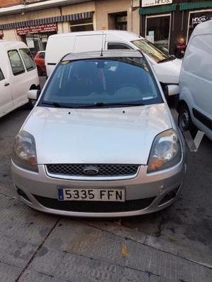 FORD Fiesta 1.4 TDCi Ghia -07