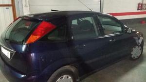 FORD Focus 1.6 GHIA -99