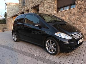 MERCEDES-BENZ Clase A A 180 CDI Red Black 3p.