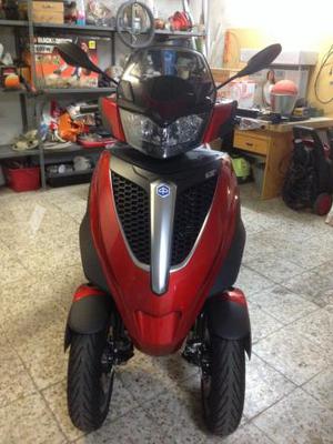 PIAGGIO MP3 LT 300 Yourban (modelo actual) -14