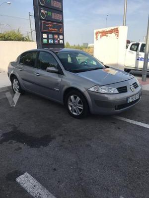 RENAULT Mégane SEDAN LUXE DYNAMIQUE 1.9DCI -05