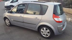 RENAULT Scénic Luxe Privilege 1.5dCi105 EU4 -06