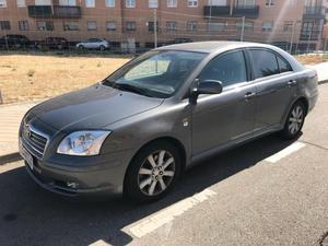 TOYOTA Avensis 2.0 D4D EXECUTIVE -03