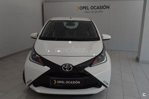 TOYOTA Aygo  xplay business 5p.