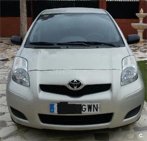 TOYOTA Yaris 1.0 VVTI Live 5p.