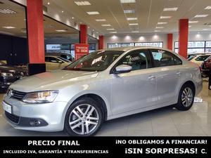 VOLKSWAGEN Jetta 2.0 TDI 140cv Sport 4p.