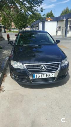 VOLKSWAGEN Passat 2.0 TDI 140cv Highline DSG 4p.