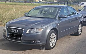 AUDI A4 2.0 TDI 140cv -06