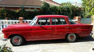 MERCEDES 190 D COLAS 