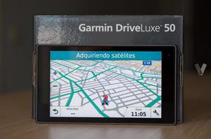 Navegador GPS Garmin DriveLuxe 50 LMT