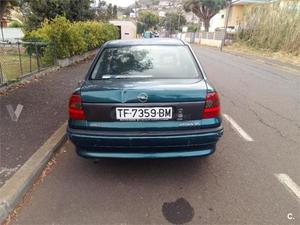 Opel Astra v Comfort 4p. -99