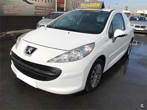 PEUGEOT 207 Confort 1.4 HDI 70 3p.