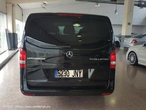 SE VENDE MERCEDES-BENZ VITO TOURER 114 CDI PRO LARGA -