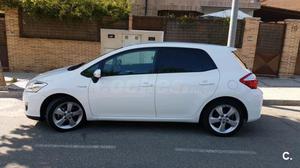 TOYOTA Auris 1.8 Hibrido Advance 5p.