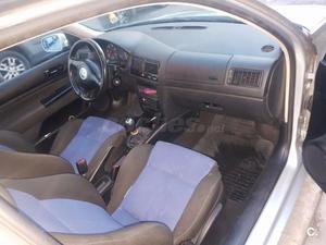 VOLKSWAGEN Golf 1.9 TDi 25 Aniversario 110CV 3p.