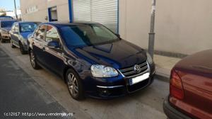 VOLKSWAGEN JETTA EN VENTA EN ALCALá DE GUADAíRA (SEVILLA)