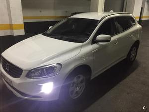 VOLVO XC D3 Kinetic Auto 5p.