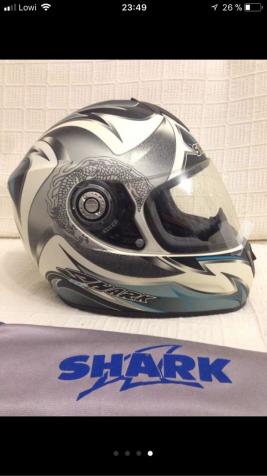 Casco SHARK