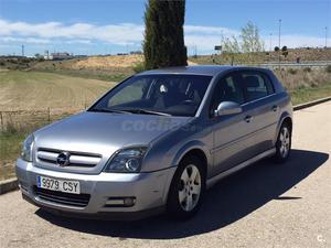 OPEL Signum 2.2 DTI 16v 5p.