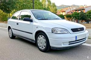 Opel Astra 1.6 Club 3p. -02