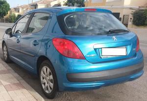 PEUGEOT 207 Confort 1.4 HDI 