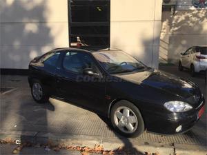 RENAULT Megane COUPE RXI V 2p.