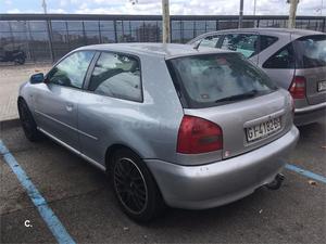 AUDI A3 1.8 AMBIENTE 3p.