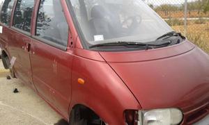 Despiece Nissan Serena