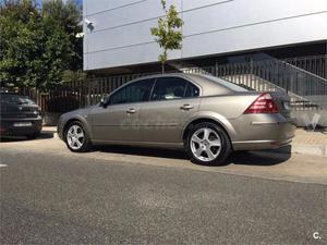 Ford Mondeo 1.8i Trend 4p. -02