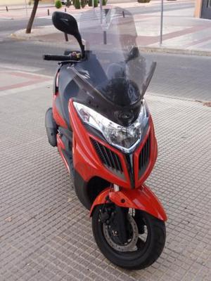 KYMCO Yager GT 300i (modelo actual) -14