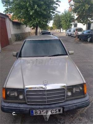 Mercedes-benz d Turbo 4p. -89