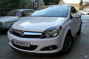 OPEL Astra 1.7 CDTi ecoE 111 Years GTC 3p.