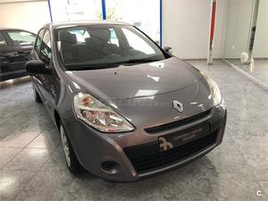 RENAULT Clio Yahoo v 75 5p 5p.