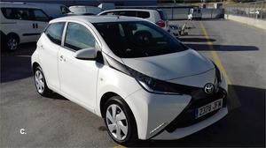 TOYOTA Aygo  xplay business 5p.