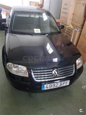 VOLKSWAGEN Passat 2.3 V5 Highline 170CV 5p.