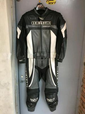 traje moto