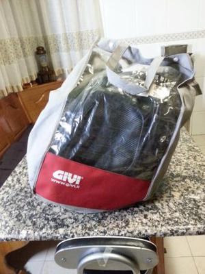 Alforjas de nylon GIVI 30L. a estrenar.