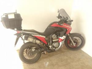 HONDA Transalp XL 700 V (modelo actual) -08