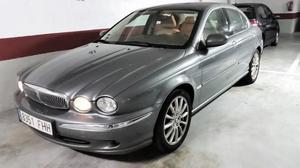 JAGUAR X-Type 2.0D Executive -07